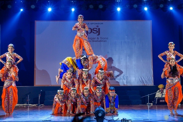 INDIA / Gujarat / UTKARSH DANCE ACADEMY LLP <a href='https://www.youtube.com/watch?v=HEEoLy-IshU&feature=youtu.be' target='_blank' rel='nofollow'>watch on youtube</a>